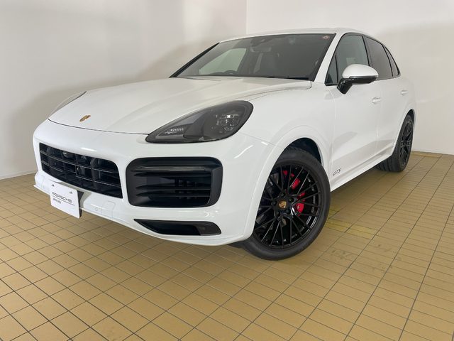 Porsche Cayenne GTS MY2021