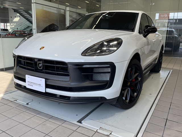 Macan GTS